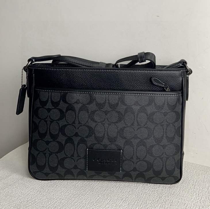 Picture of Coach Mens Bags _SKUfw182634339fw